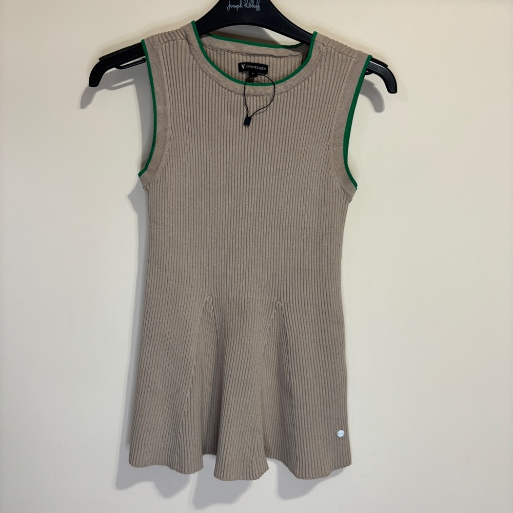 Van Heusen Women’s Small Beige Ribbed Top with Green Trim Flared Bottom